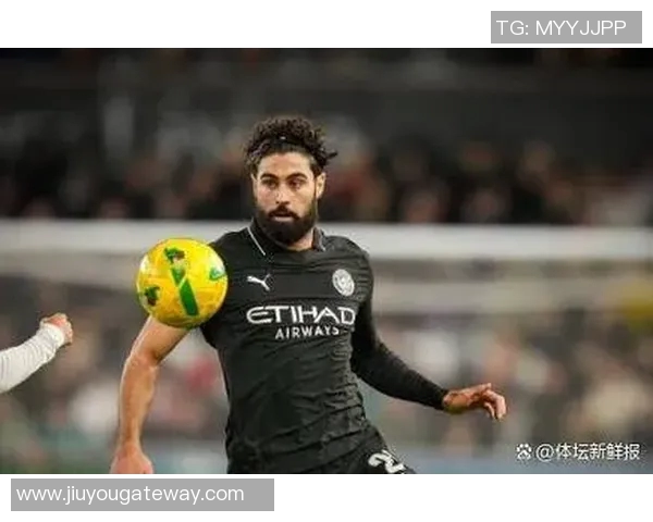 西甲劲旅曼城大胜尤文图斯五球狂潮引发全场热烈反响