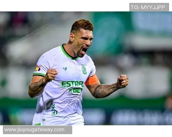 中超赛场惊现冷门尤文图斯狂胜莱比锡四球引发全场震动