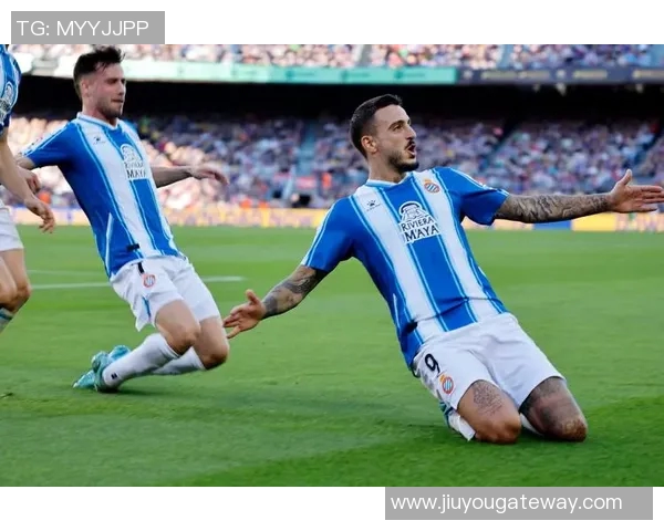 国王杯激战巴萨凭补时绝杀那不勒斯全场沸腾转会传闻再起