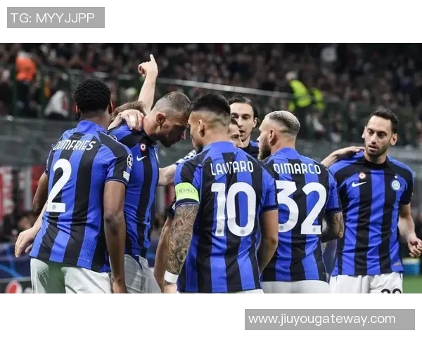 国米与巴萨友谊赛平局绝杀瞬间引发争议判罚引全场沸腾