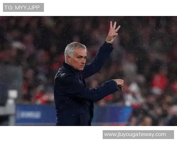 本菲卡逆袭莱比锡5-1神奇扑救成比赛转折点