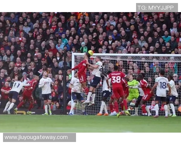 英超激战利物浦逆转切尔西帽子戏法引爆全场激情时刻回顾