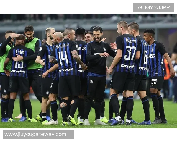 世界杯精彩对决那不勒斯狂胜里昂战术解析与精彩瞬间回顾